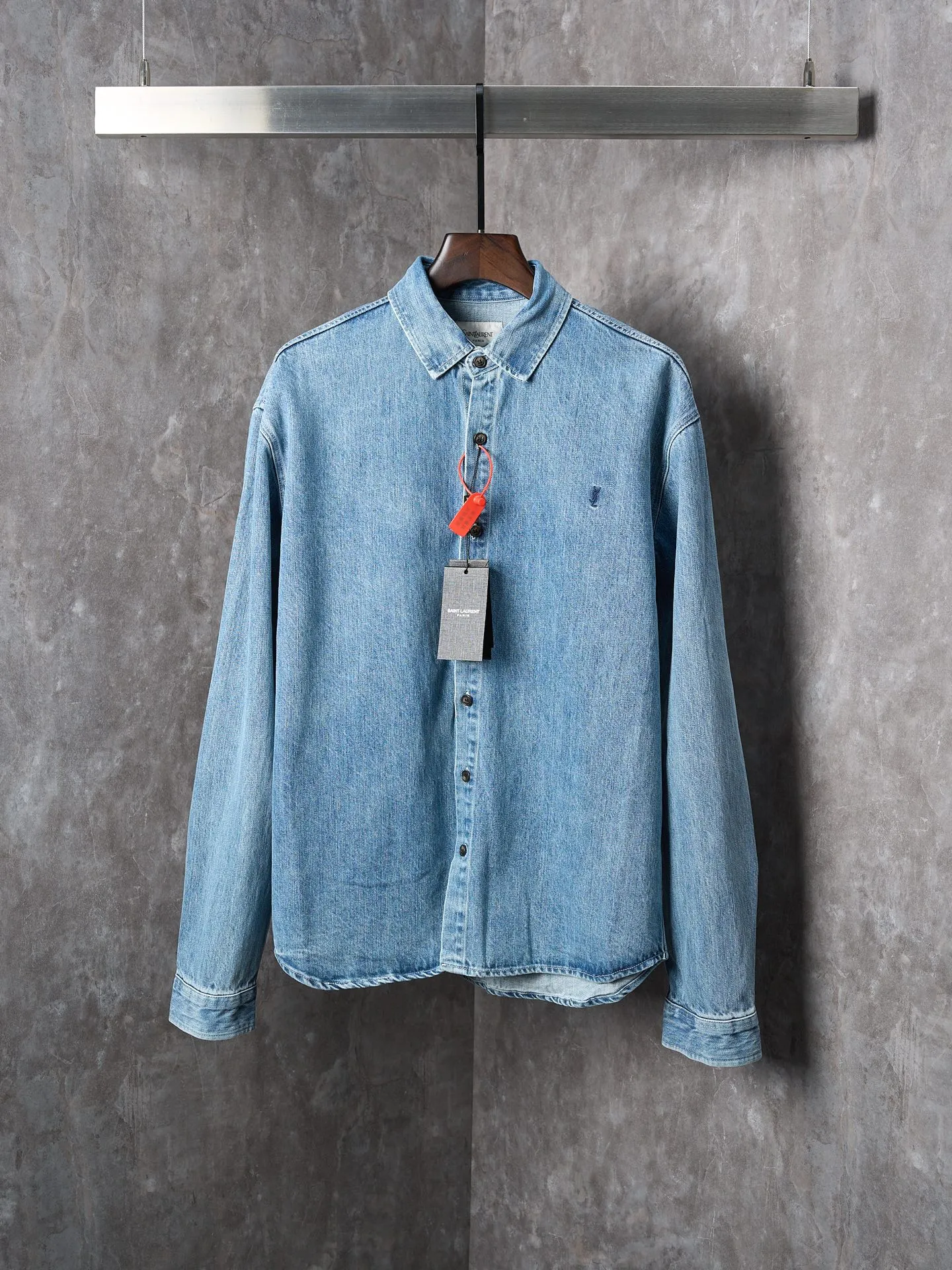 💰480 [actual auction] Saint Laurent/YSL logo embroidered denim shirt jacket [Ready stock] S M L XL